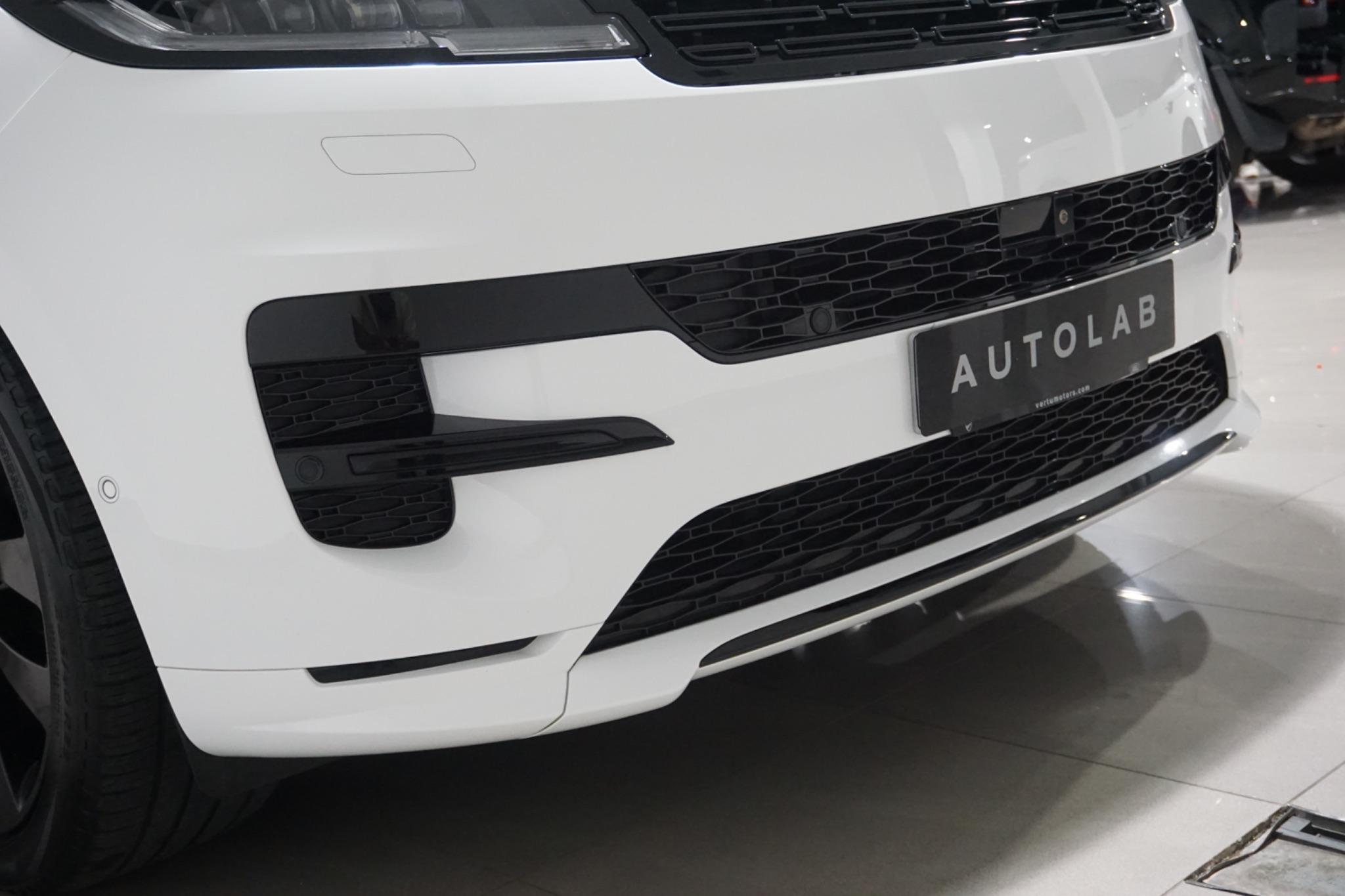 Land Rover Range Rover Sport 3.0 D300 MHEV Dynamic SE Auto 4WD Euro 6 (s/s) 5dr